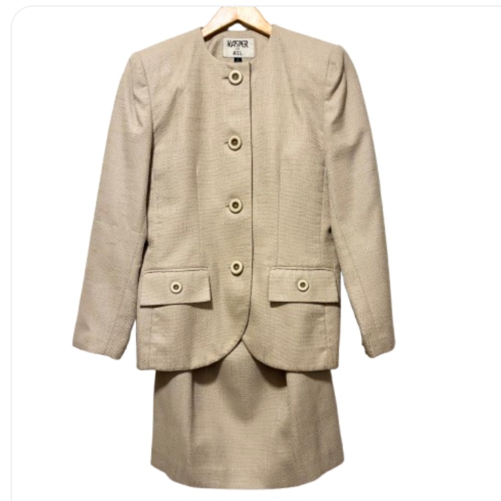 Size 4 Tweed Mini Skirt Suit with some sleeve pilling